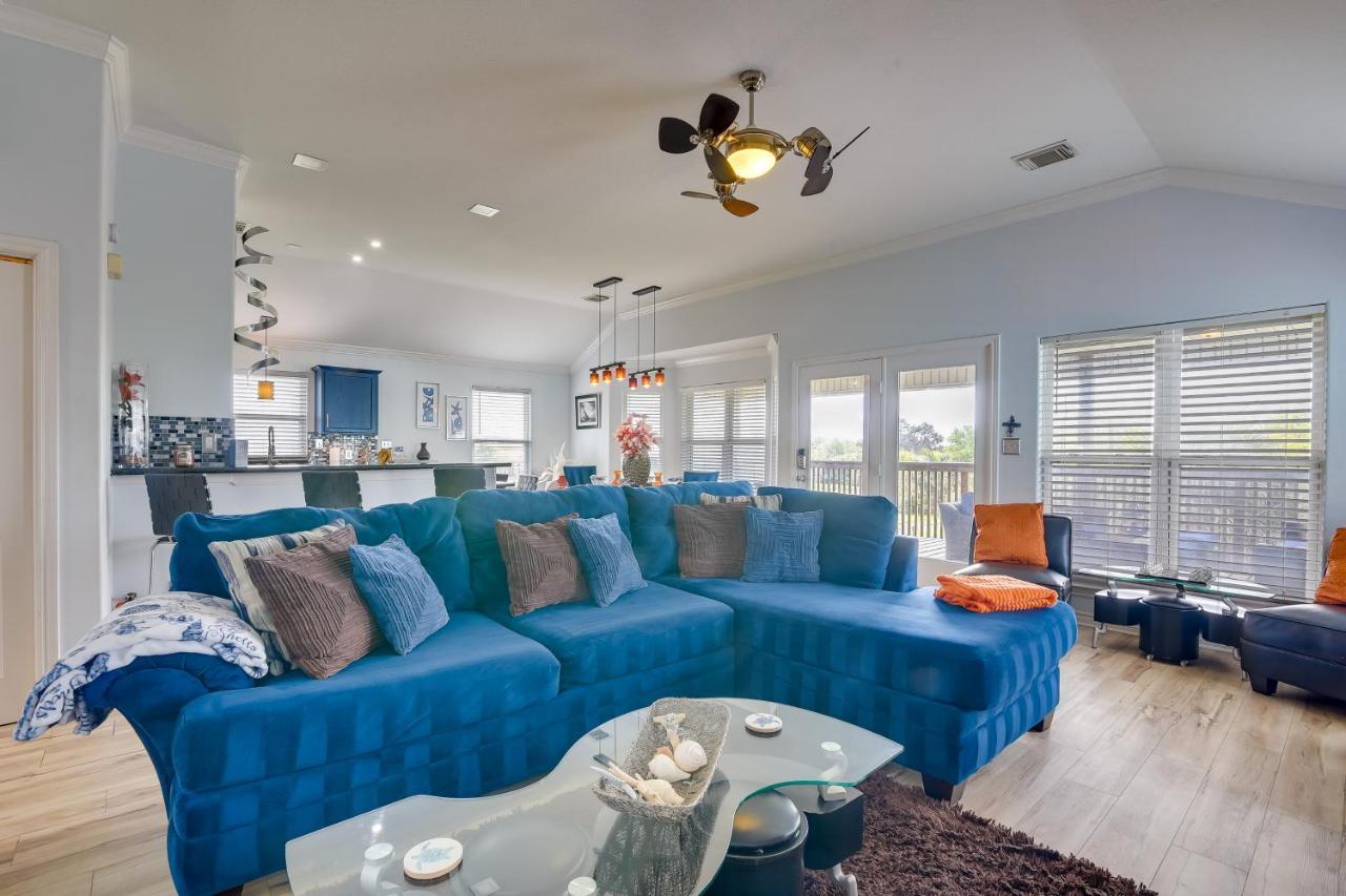 Galveston Escape With Entertainment Patio And Deck! Villa Exteriör bild