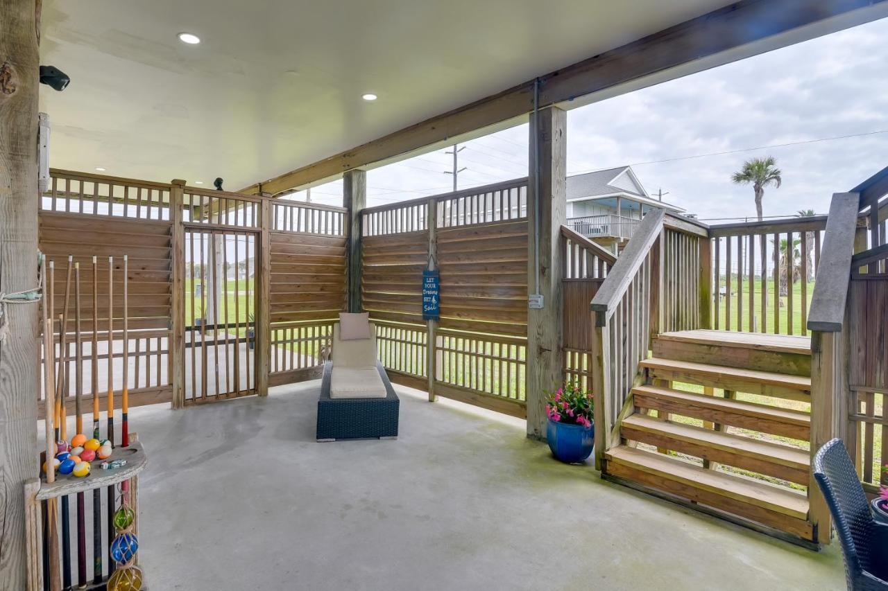 Galveston Escape With Entertainment Patio And Deck! Villa Exteriör bild