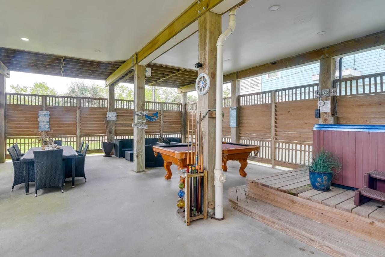 Galveston Escape With Entertainment Patio And Deck! Villa Exteriör bild
